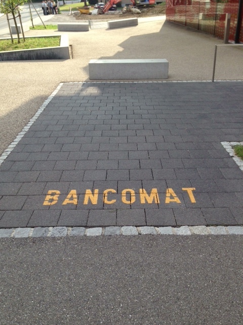 Seit wann fahren die Auto?
